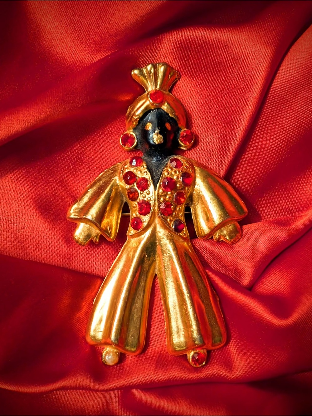 Fred Gray 1940s 1950s Blackamoor Sultan Genie Deco Gold Enamel Jewled Brooch
